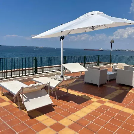 La Del Mare تارانتو